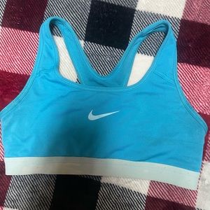 Nike sports bra size S